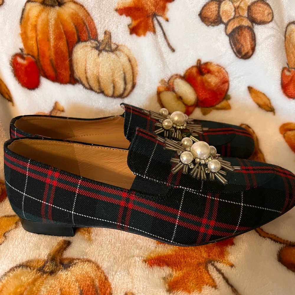 J.Crew embellished tartan loafer. Size 6